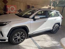 تۆیۆتا ڕاڤ 4